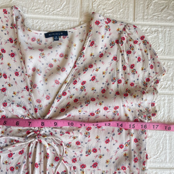 Kirious Ditsy Floral Cream V-neck Tiered Shift Knee Length Dress w Synch Chest - Picture 14 of 15